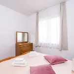 Apartment Srecko